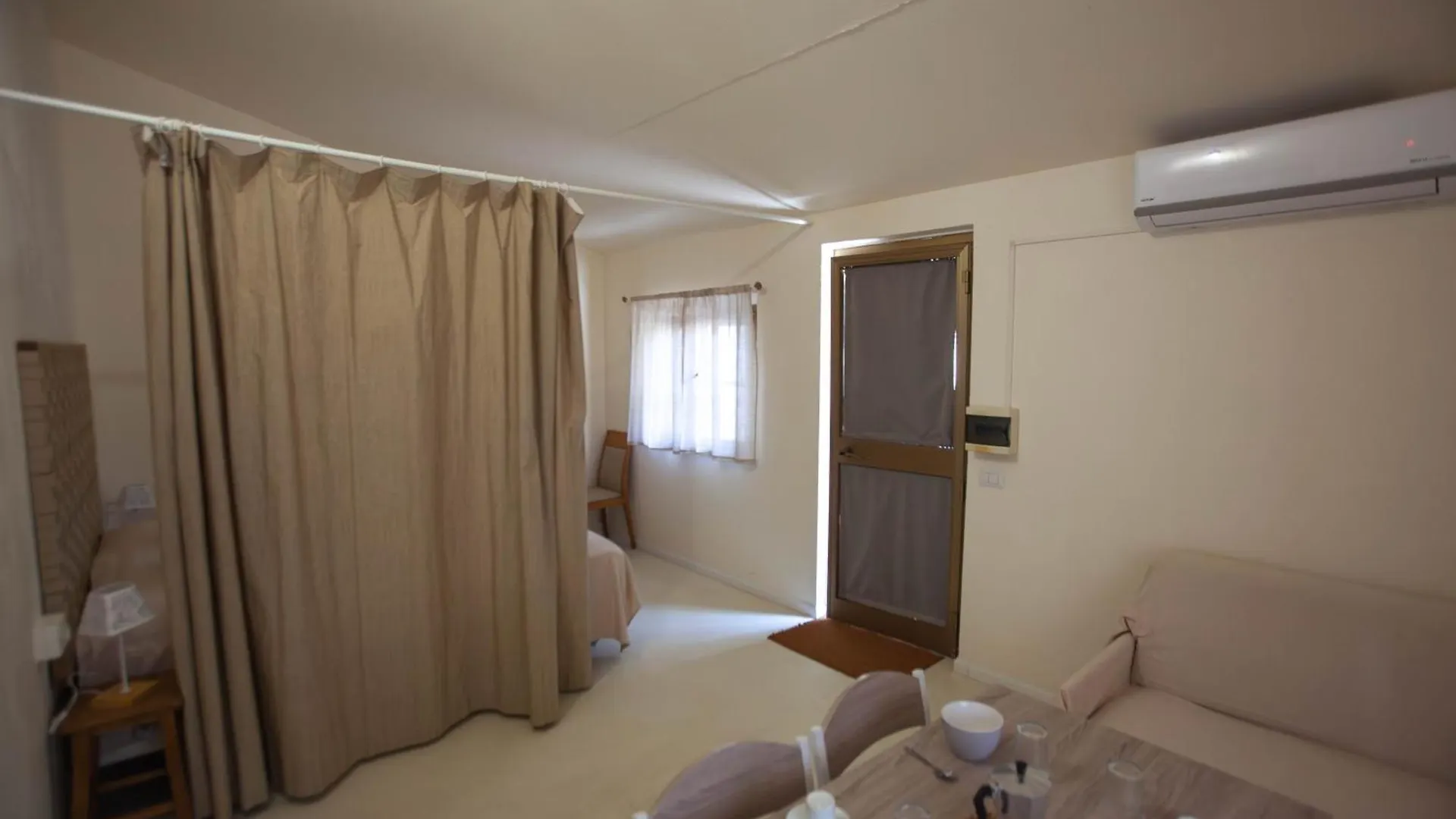Costa D'Argento - Camping Village Club קפאלביו פארק נופש